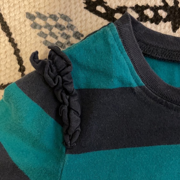 Tea Collection striped soft tee size 5 - Picture 2 of 4